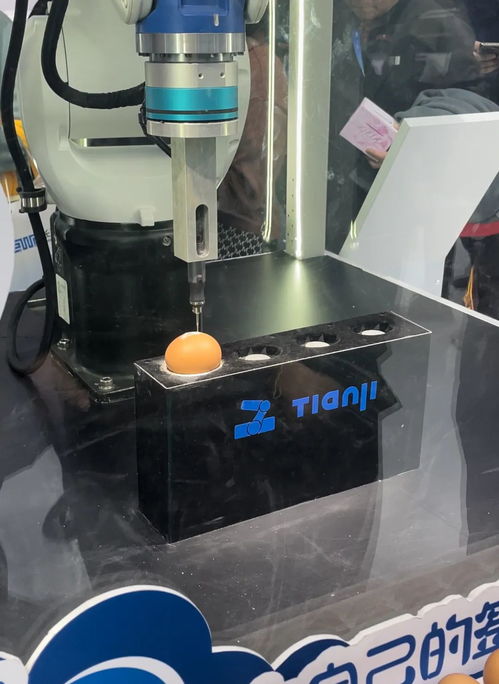 友邦托盘清洗机亮相 3家果链上市公司展示核心技术实力